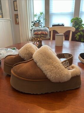 Platform ugg slippers slides womens 8